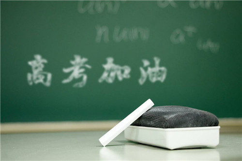 玉米收獲機(jī) 玉米收獲機(jī)