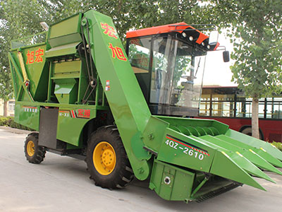 玉米收獲機(jī) 玉米收獲機(jī)