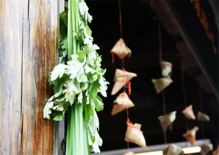 端午佳節(jié)傳統(tǒng)習(xí)俗你還記得多少?我們這代可不能丟了老規(guī)矩 端午佳節(jié)傳統(tǒng)習(xí)俗你還記得多少?我們這代可不能丟了老規(guī)矩